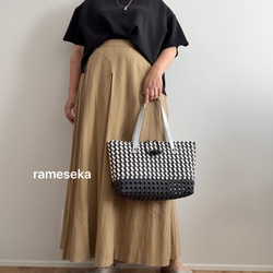 秋限定2025   ボタンで留めるかごバッグ　秋色限定8個　 3枚目の画像