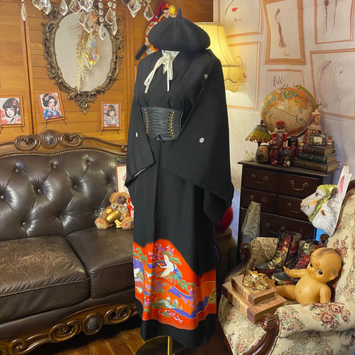 和洋折衷 黒留袖 着物 リメイク ロング ワンピース ドレス朱のぼかし雲