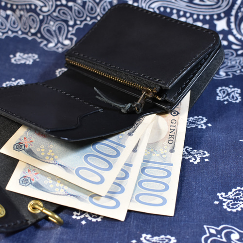 ショートトラッカーウォレットRoll(ロール) 栃木レザーブラック 二