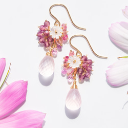 サーペンティン（リーフカービング）と天然石（ペリドット・スぺ