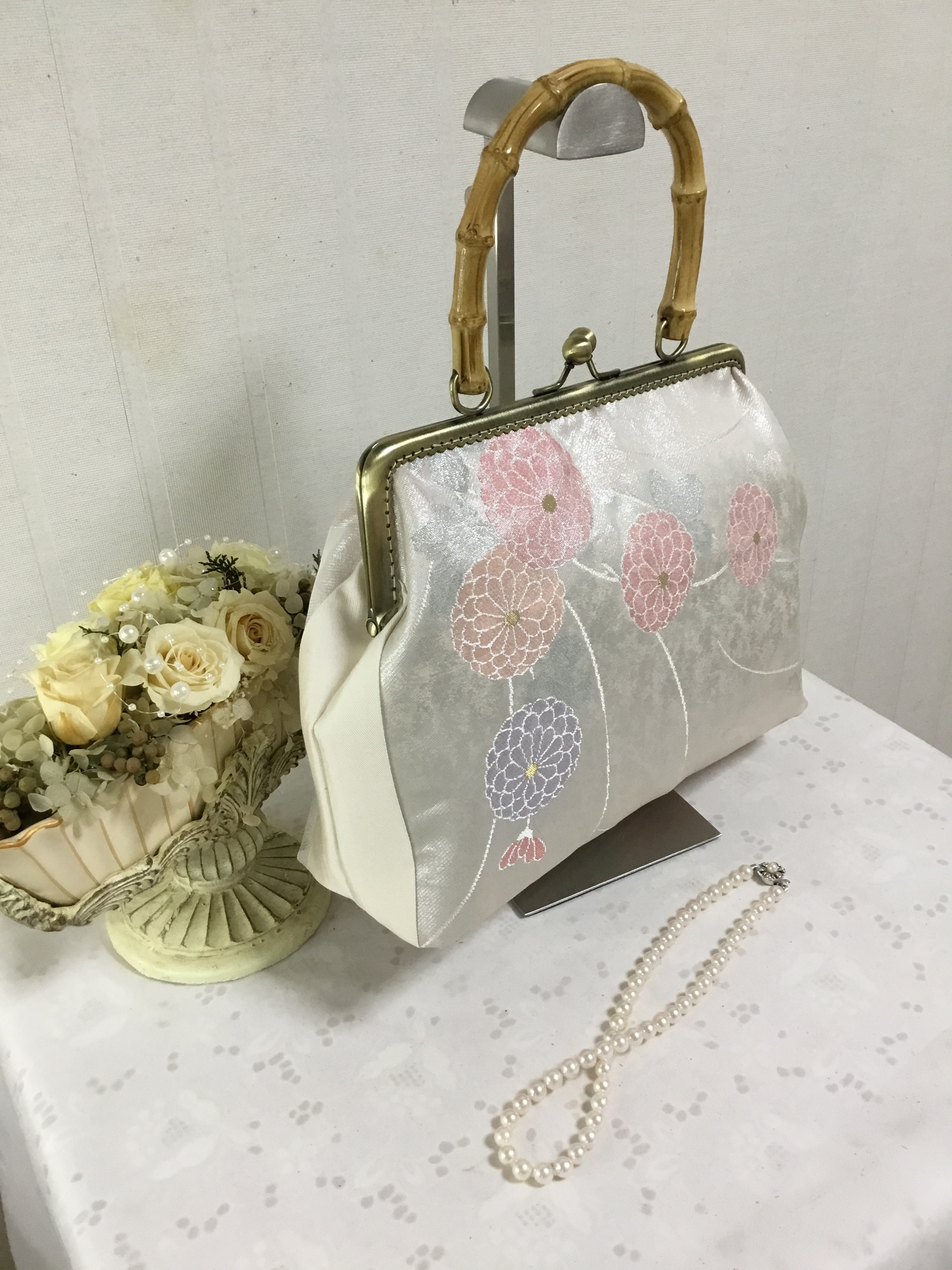 花ぷらら・シンプルで使いやすい・洋服でも着物でも使える・ハンドメイド・カバン・がま口バック・リメイク・帯・大きめ・468