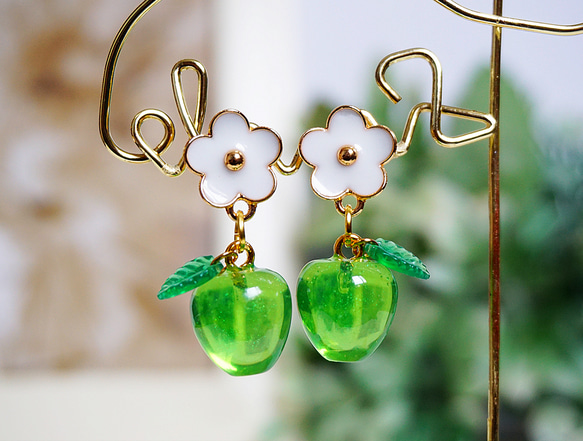 青リンゴ姫 ピアス（スタッド・一粒） Little Lazuli 通販 19780928