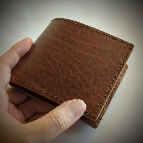 ルガトショルダー 全手縫いの二つ折り財布 二つ折り財布 POPORO 通販