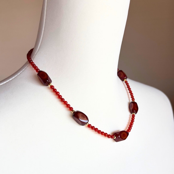 【D29】　赤めのうネックレス｜自然模様とクラックが魅力の天然石アクセサリー【一点もの】　天然石ビーズ 16枚目の画像