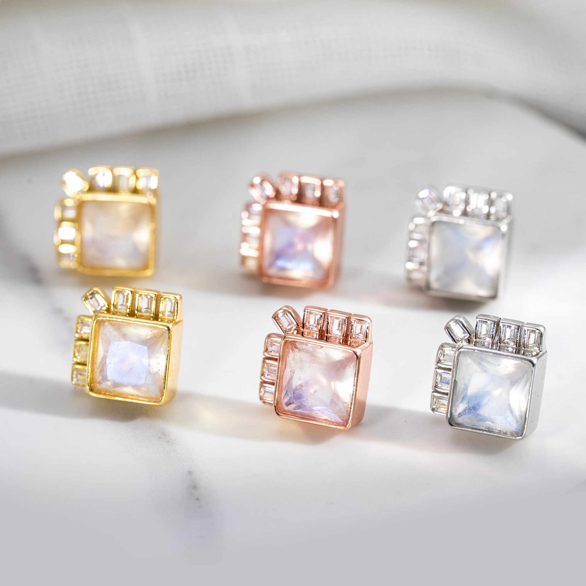 ムーンストーン シルバー925 ピアス ss251 moonstone