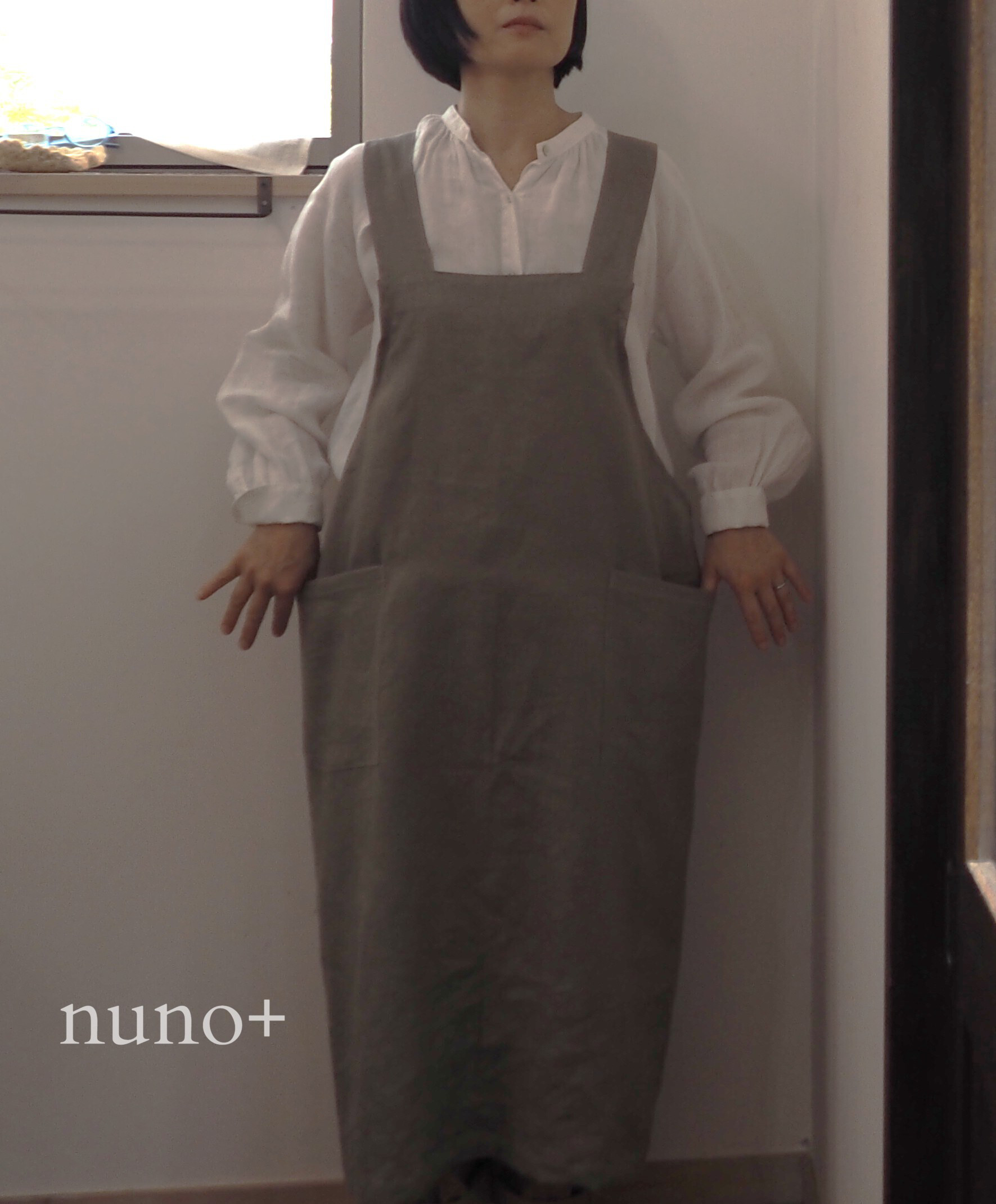 linenバッククロス・エプロン カーキ