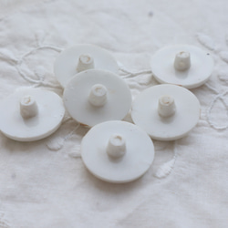 フランス1個 18㎜ アンティークボタン とり柄 A1868 ホワイト 8枚目の画像