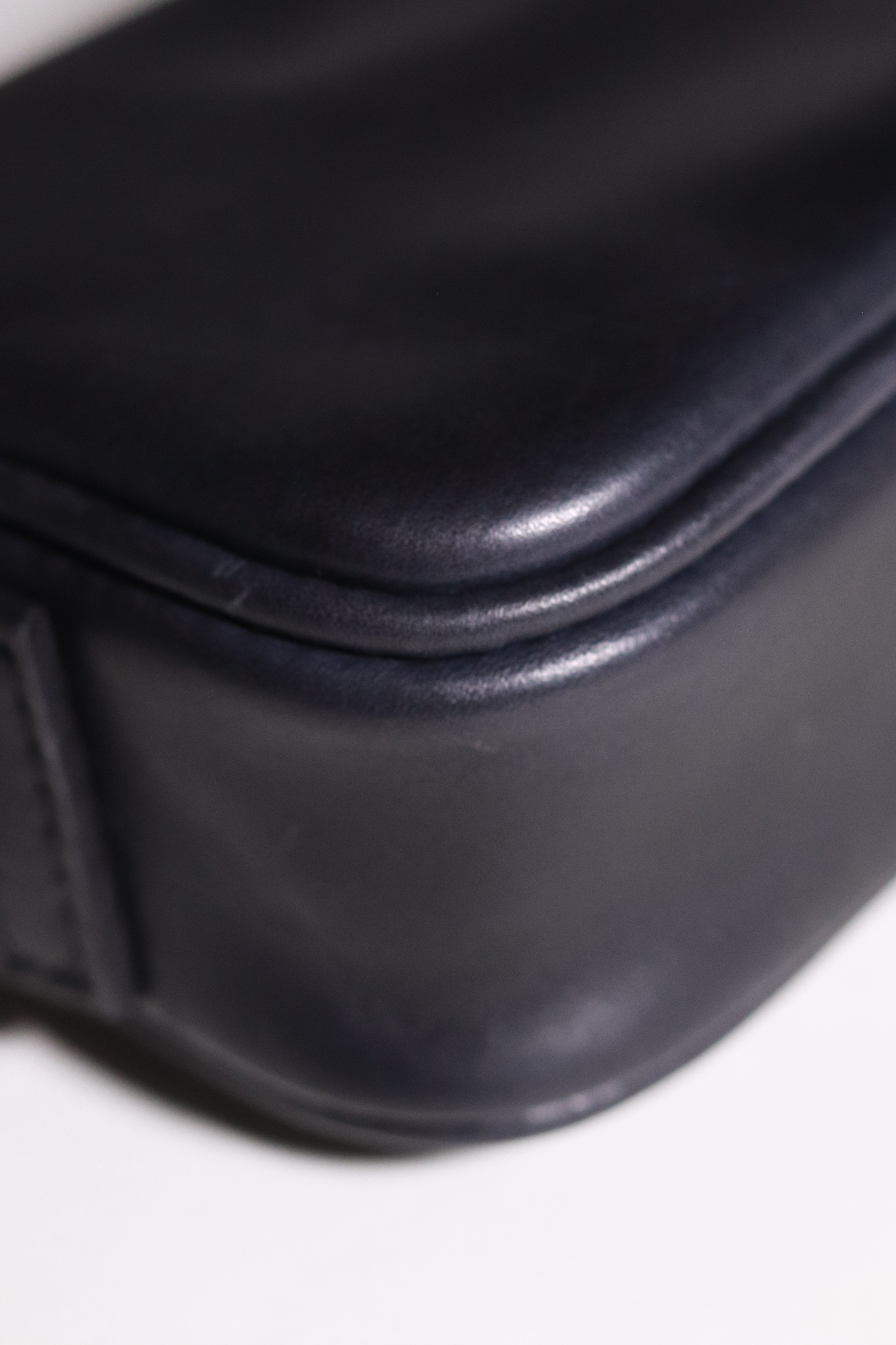 パイピングポシェット