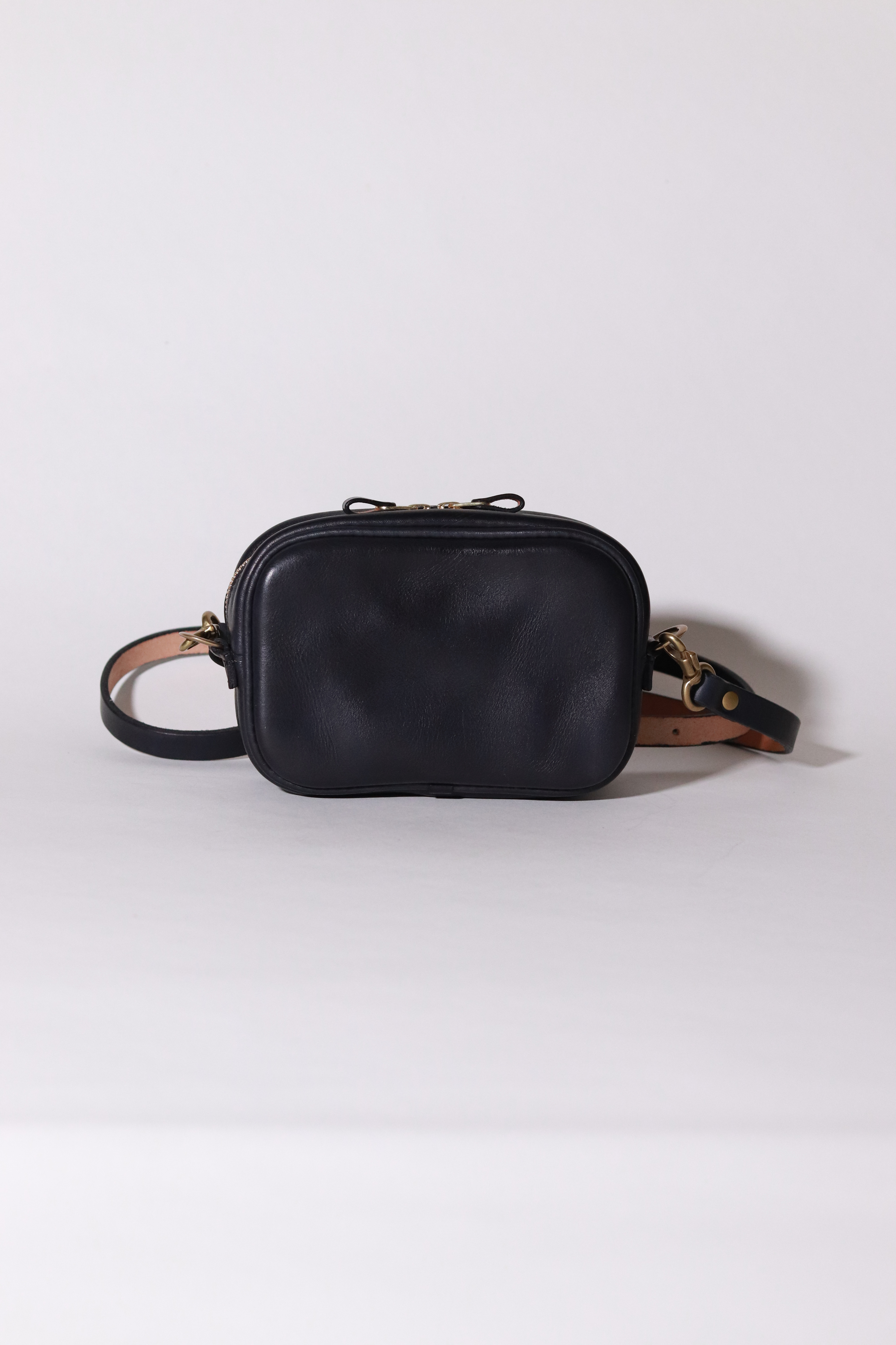 パイピングポシェット