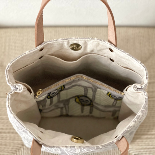 ⚮̈ミナペルホネン symphony ポーチで仕切りバッグ トート