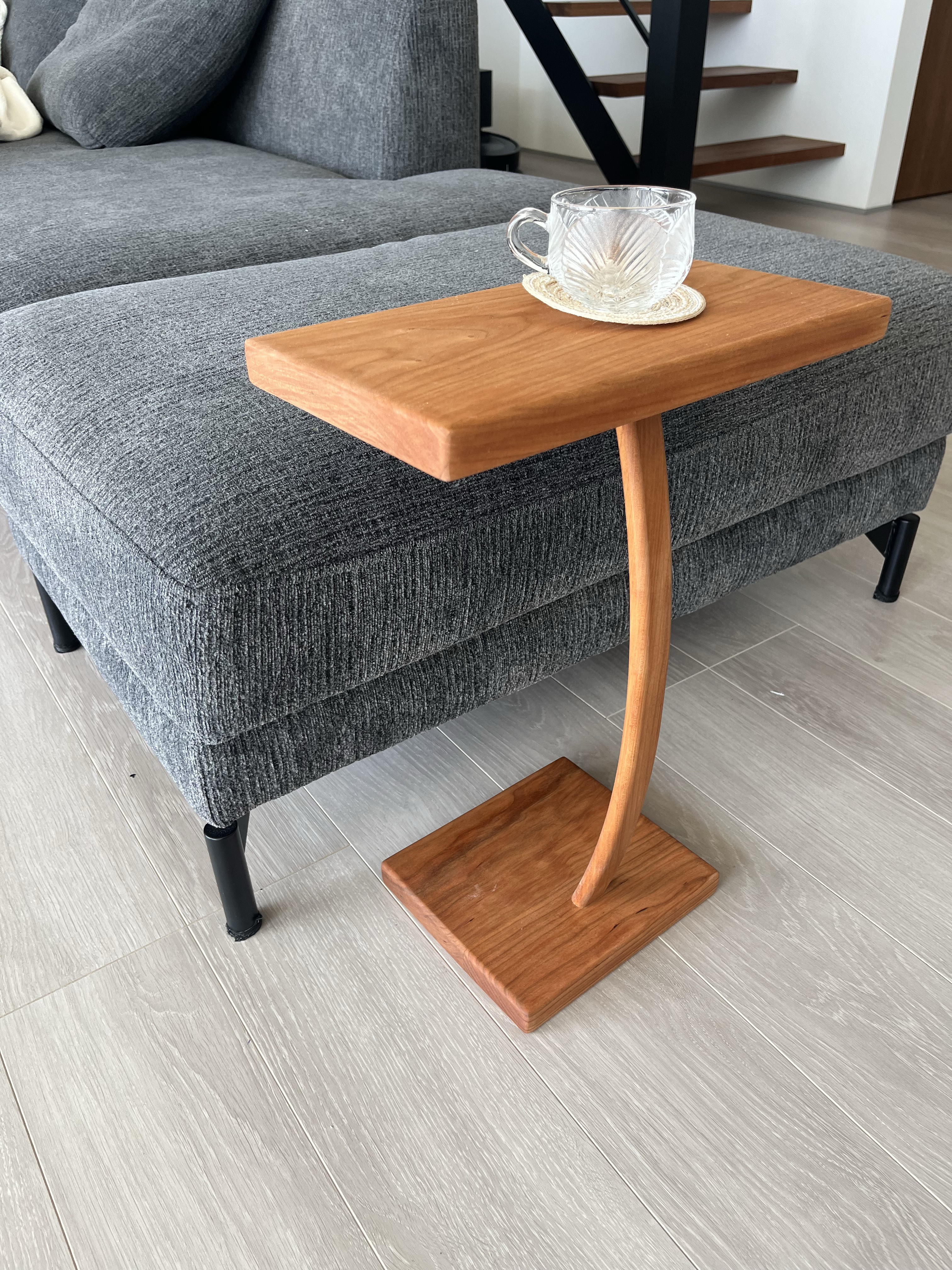 あると良いかもサイドテーブル