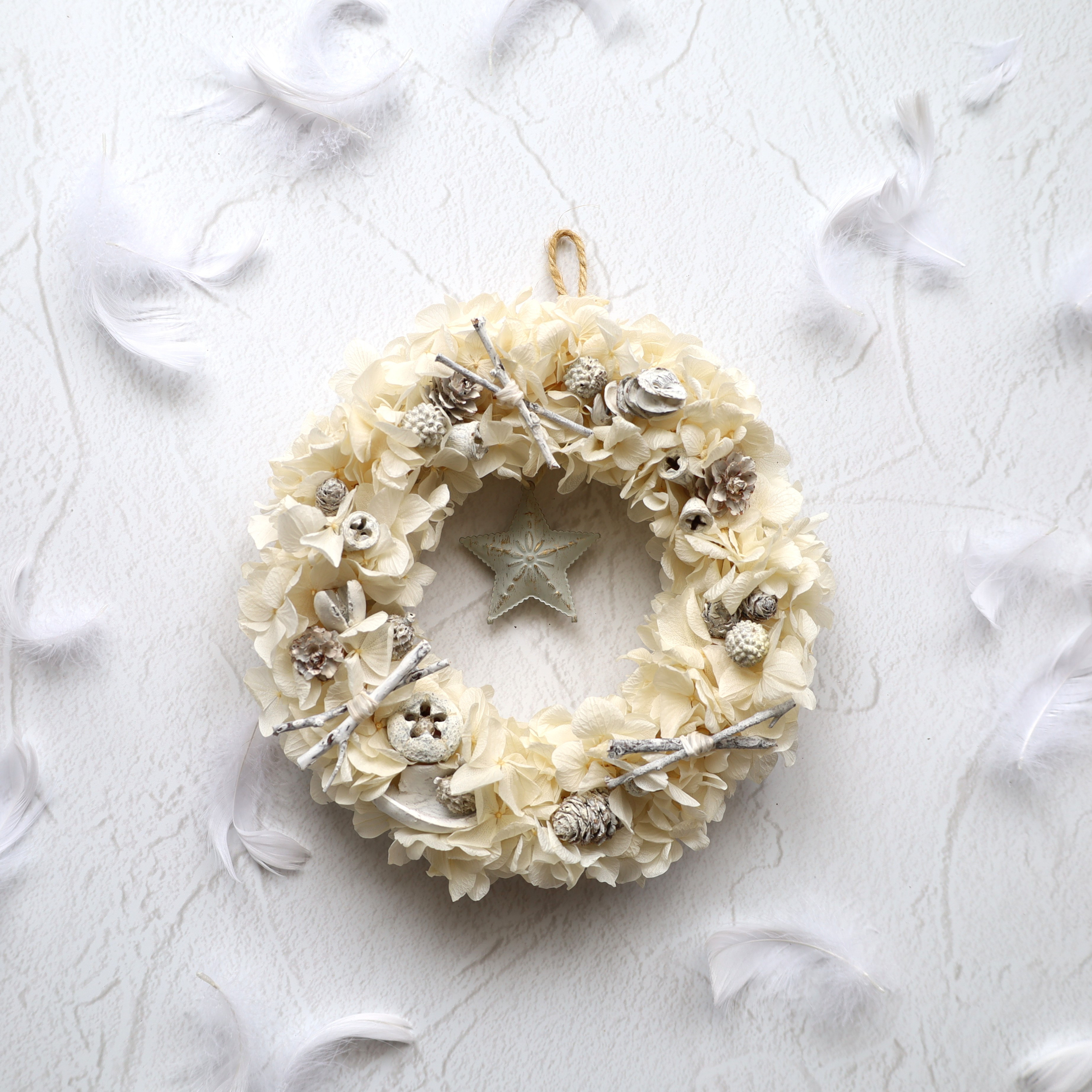 Creema限定　グレイッシュホワイトのリース　　リース　卓上リース　キャンドルリース　クリスマス　冬インテリア