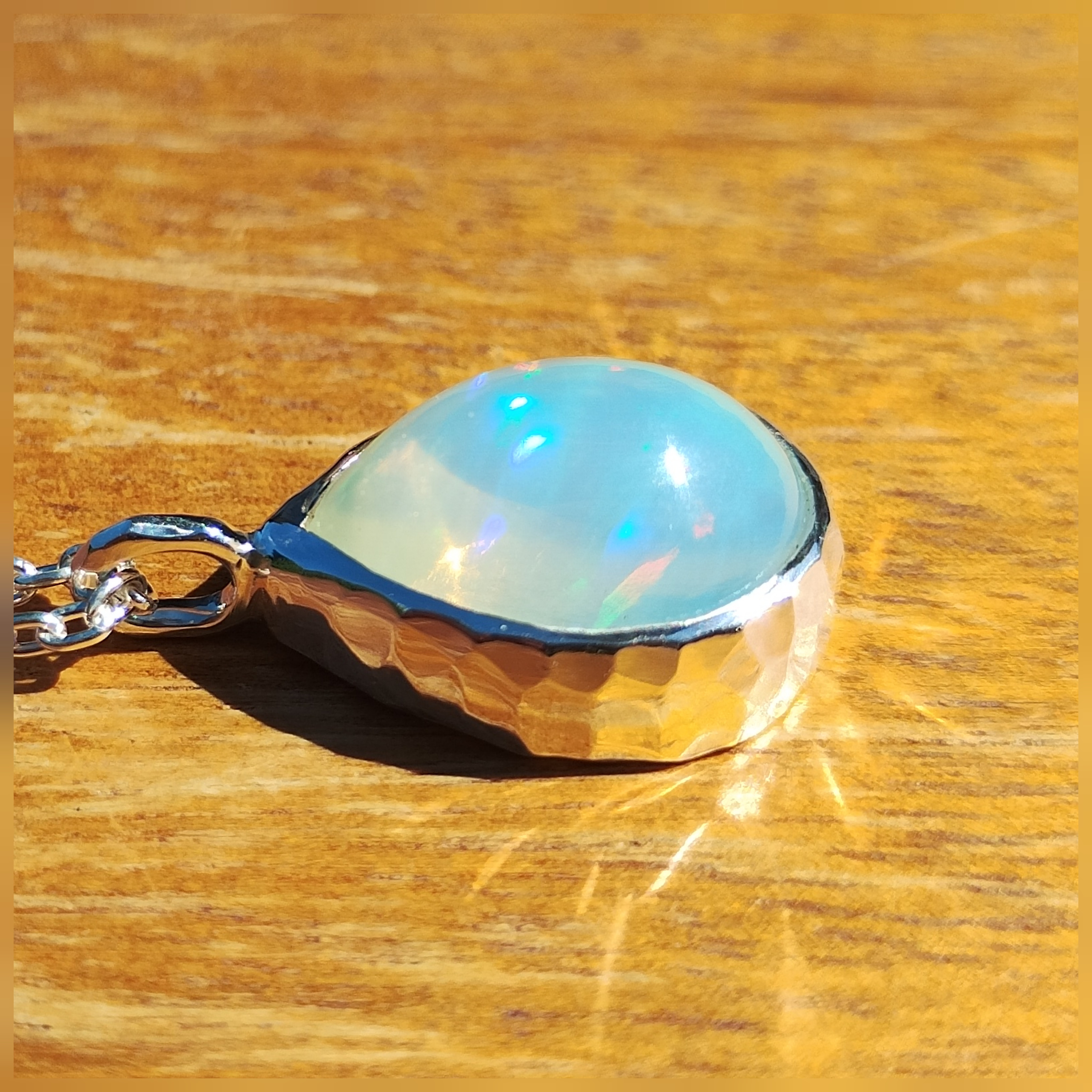 ぷっくり大粒エチオピアオパール×純銀ネックレス/天然石ペンダント