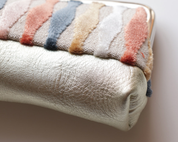 Velvet Tempo 法國天鵝絨與牛皮眼鏡及筆套 第3張的照片