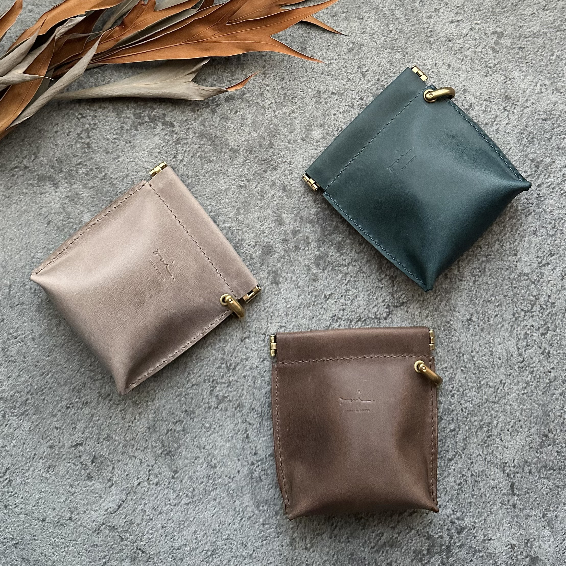 バネ口スマートキーケース / キーポーチ  〝gusset〞〖カラーオーダー〗〖受注制作〗TOSCANO BUFFED