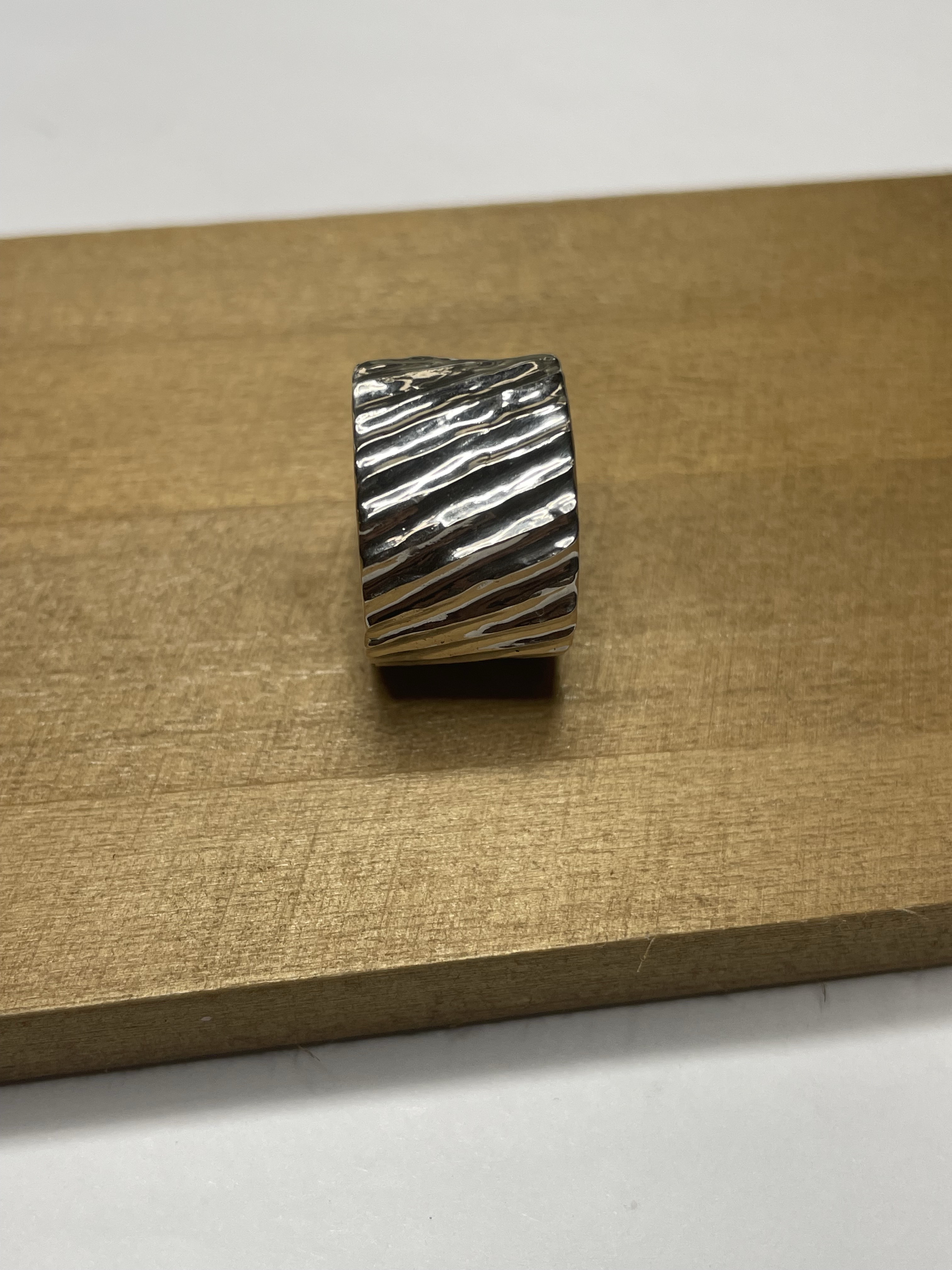 リング　ギザギザ　なみなみ　しましま　オリジナル　太め