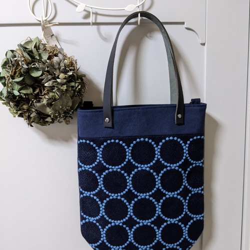 ミナペルホネン　ネイビータンバリン　トートバッグ 雫トートバッグ【tanborin/navy】タンバリン・ネイビーmina perhonen