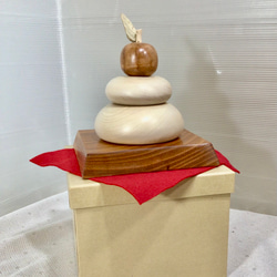 お正月にまだ間に合う！ 木の鏡餅 きのいい鏡餅 桐箱・金襴敷布付き