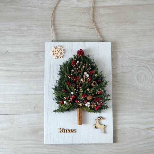 色が選べる 壁掛けクリスマスツリー プリザーブドフラワー QUEUE DE