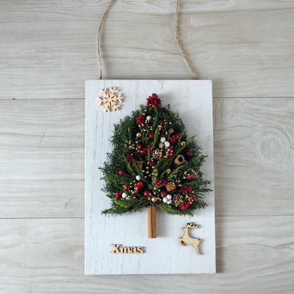 色が選べる 壁掛けクリスマスツリー 5枚目の画像