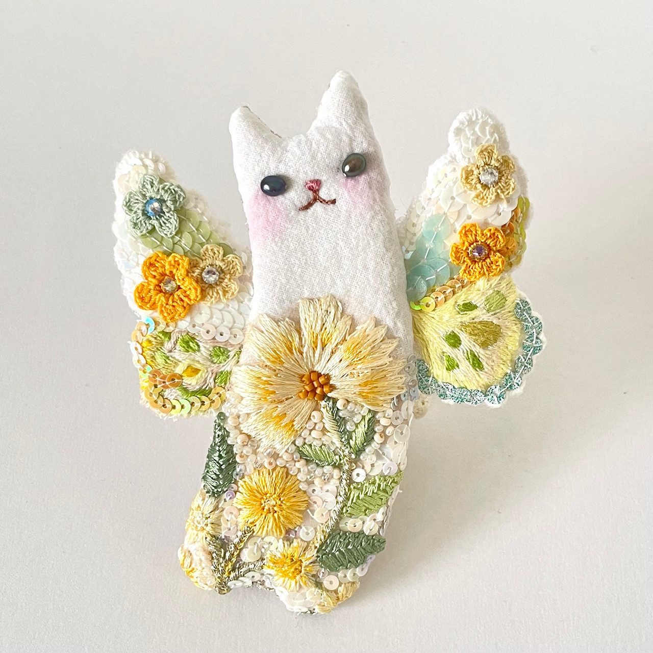 デコレーション chat angel 刺繍ブローチ