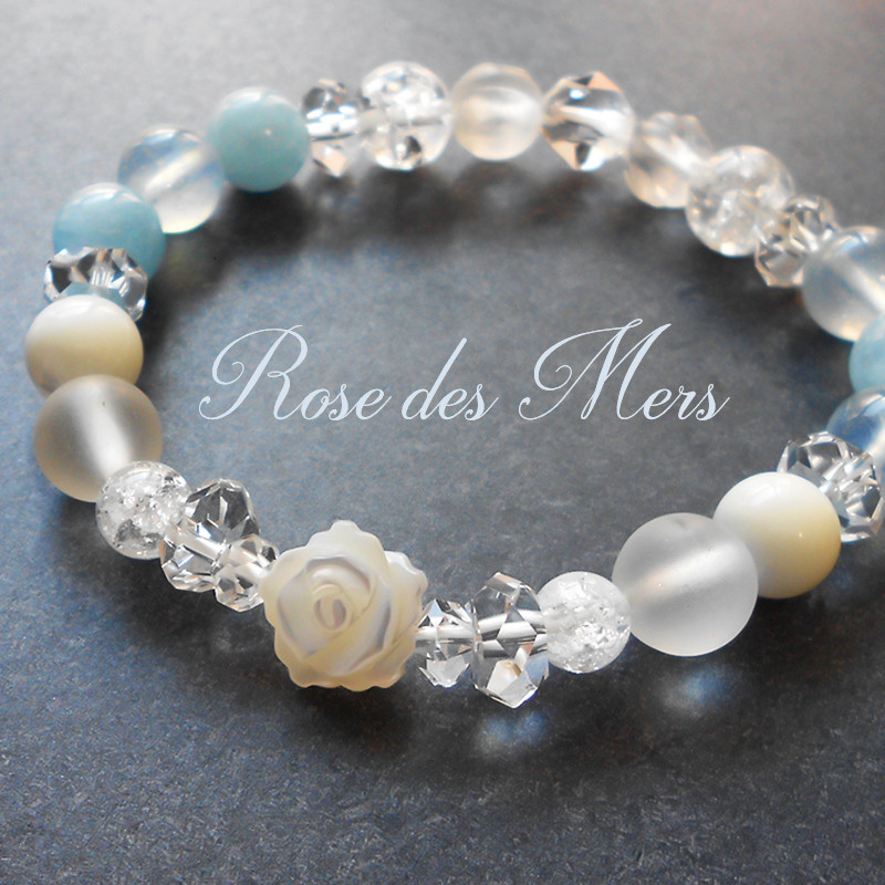 ローズ・デ・メール ◇ 恋愛・良縁・魅力 / アクアマリン・マザーオブパール・水晶
