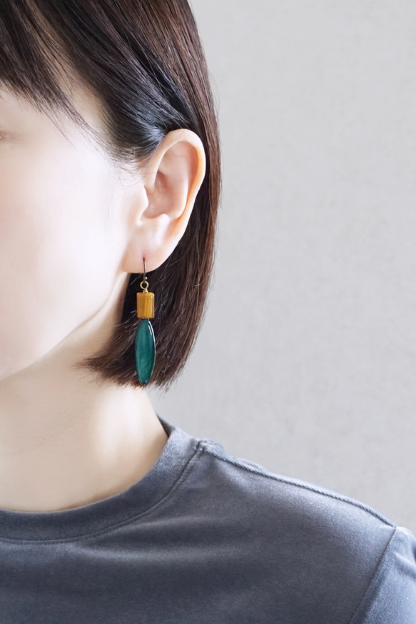 【10月誕生石】タイガーアイとマーキス型シェルのピアス　※イヤリング・イヤーカフに変更可 3枚目の画像