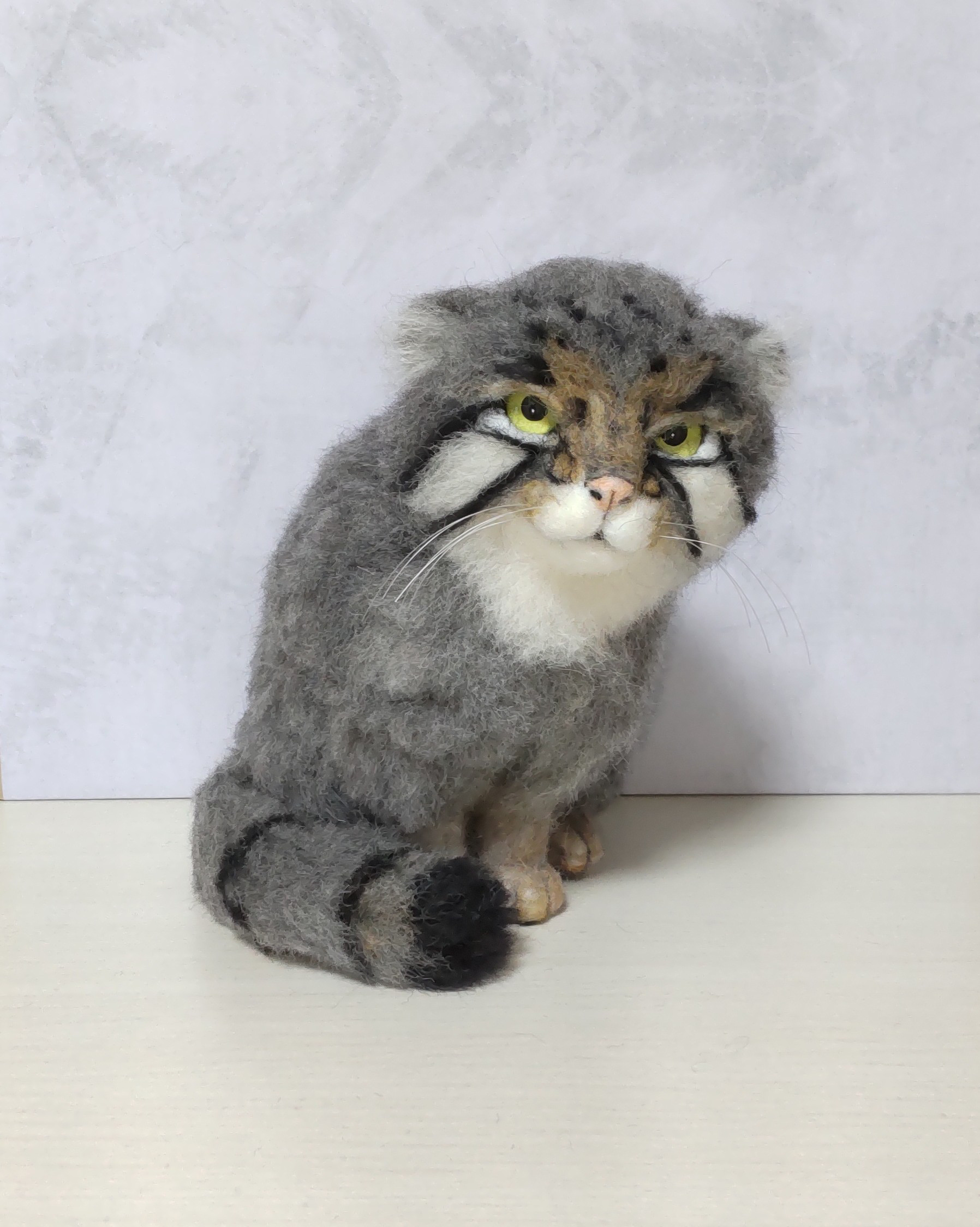 【羊毛フェルト】お座りマヌルネコ【観賞用】