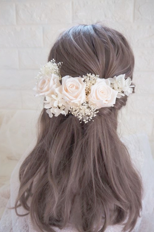 プリザーブドフラワーのバラ♡シャンパンホワイト＊ウディング＊前撮り＊ヘアアクセサリ