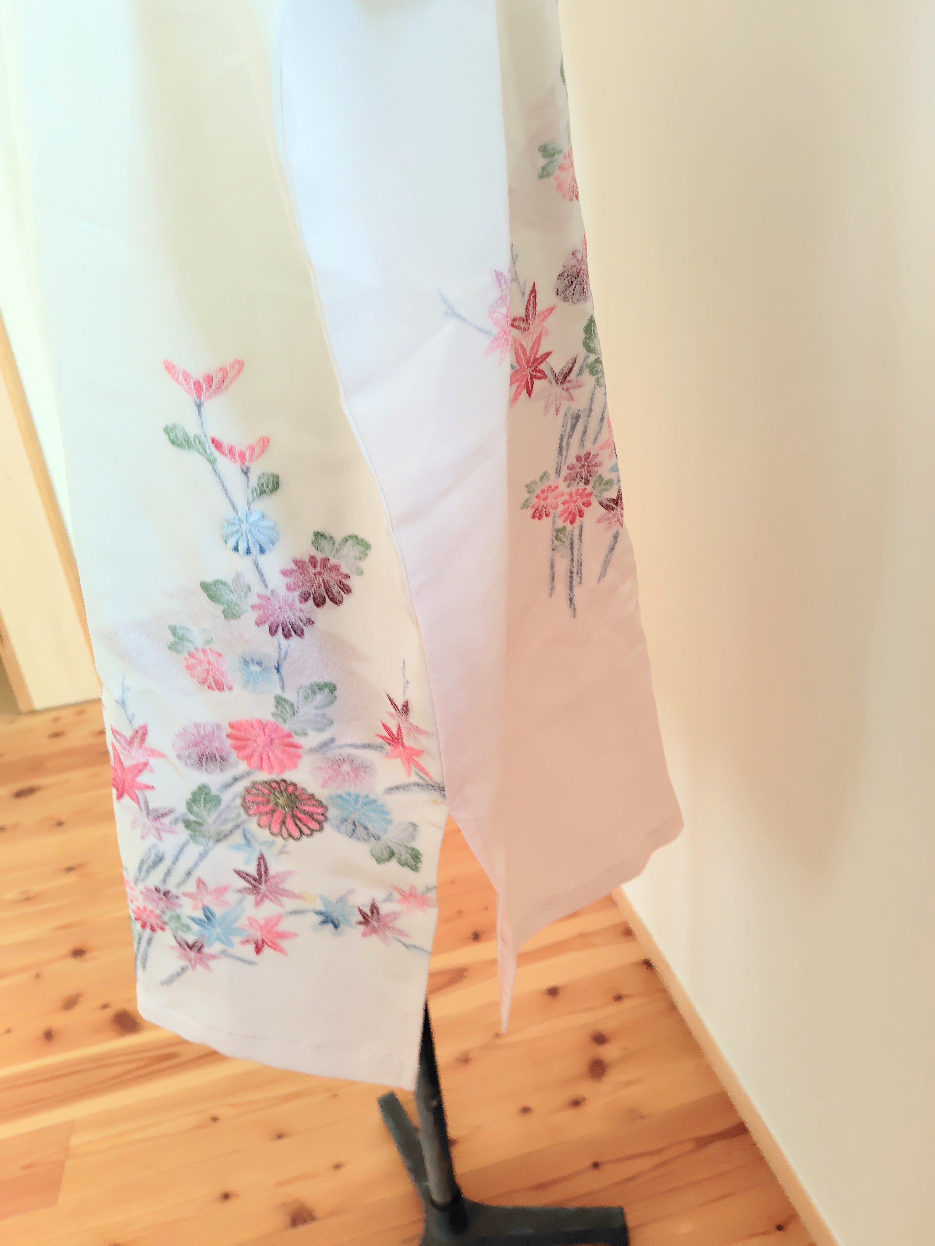 花模様のシルクのチュニック＊着物リメイ  Floral silk tunic *Kimono remake