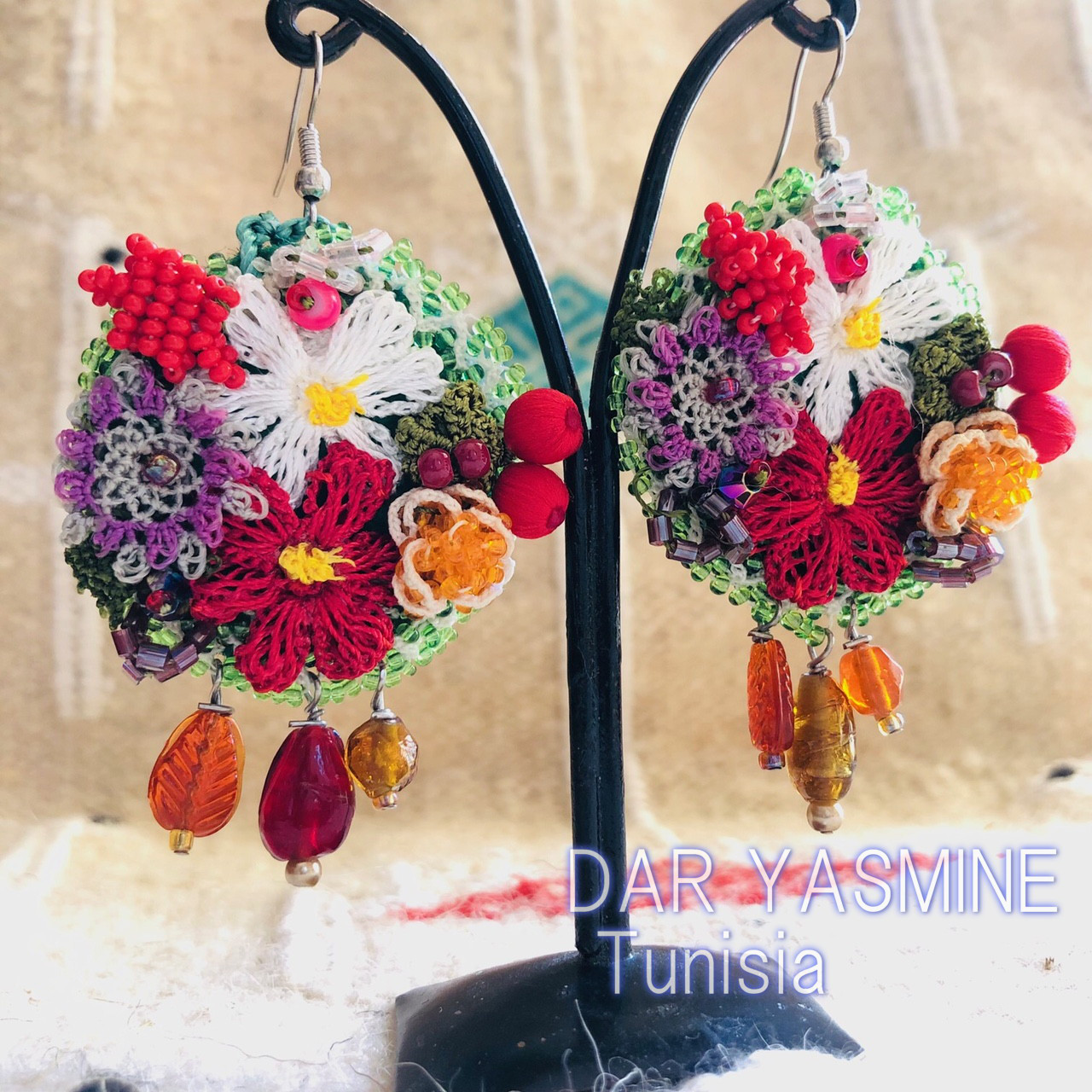 トルコ伝統工芸　oya刺繍　雲の中の一筋の虹を見つけた　ピアス　1132＊