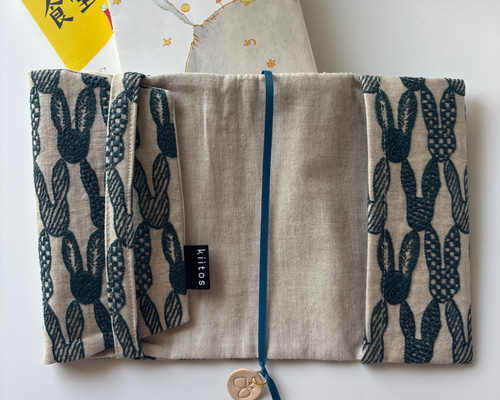 文庫本】ブックカバー ミナペルホネン pomppia ブックカバー テイク