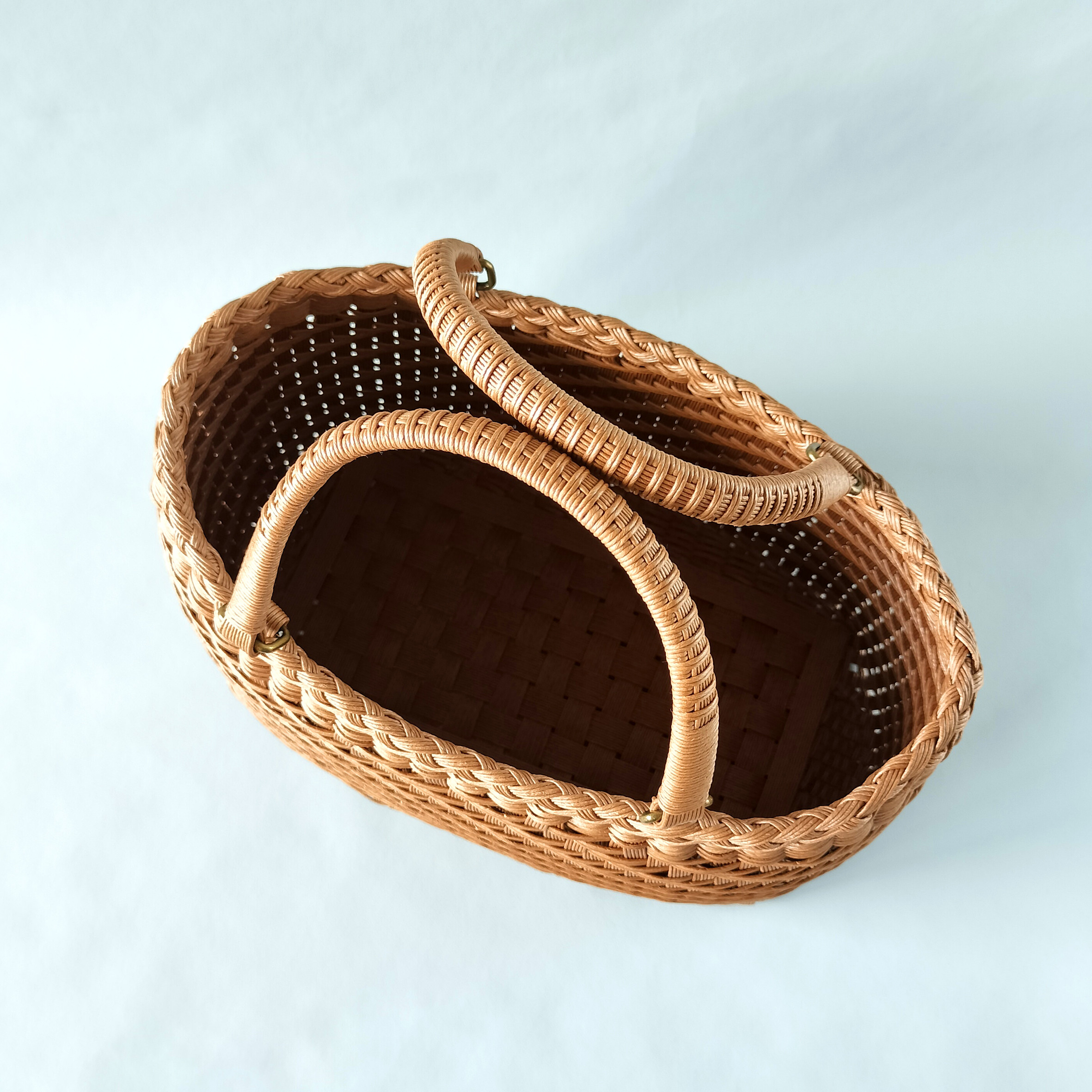 季節問わず楽しめる♪山葡萄風かごバッグ（コンパクトB5サイズ）