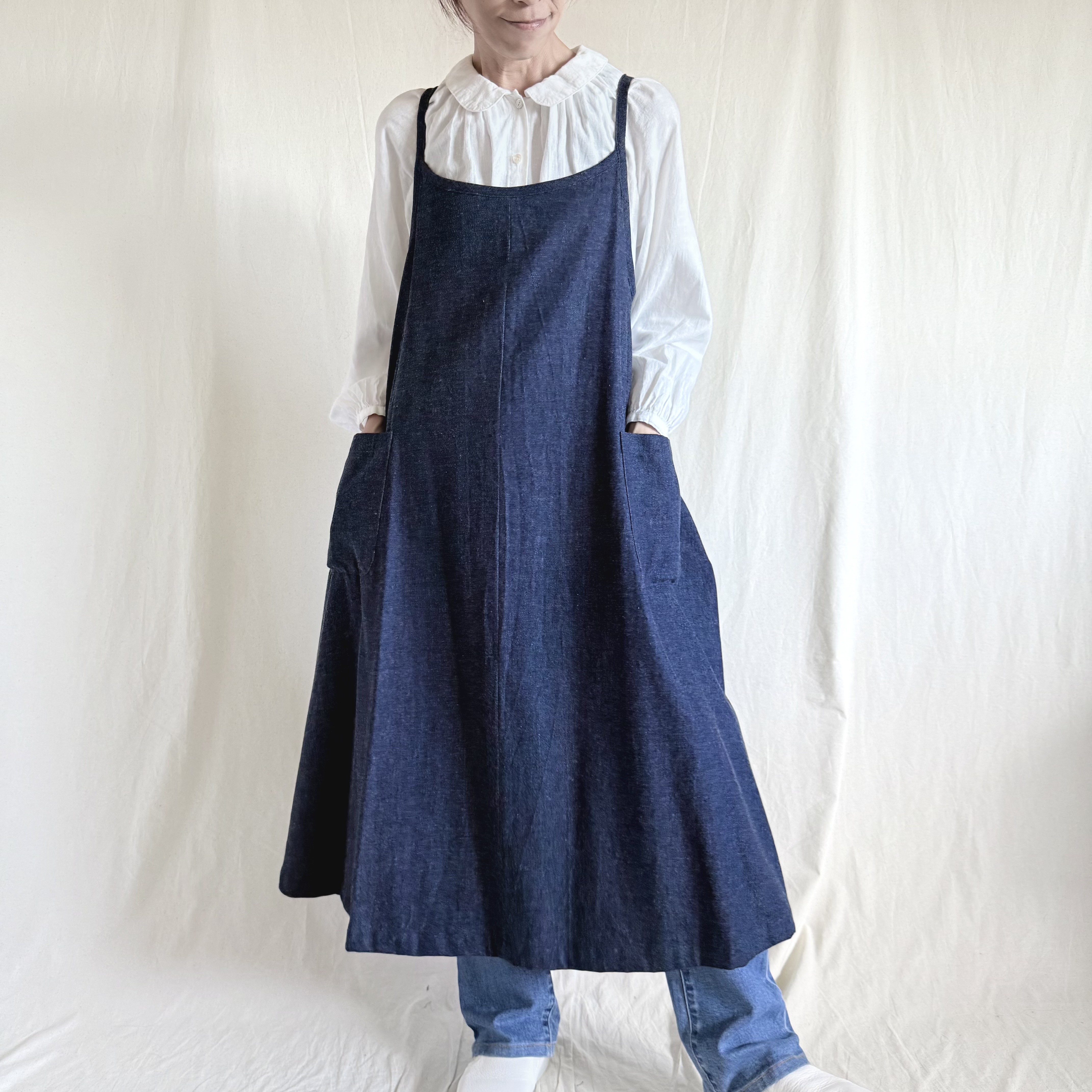 【デニムのエプロンドレス】ネイビー
