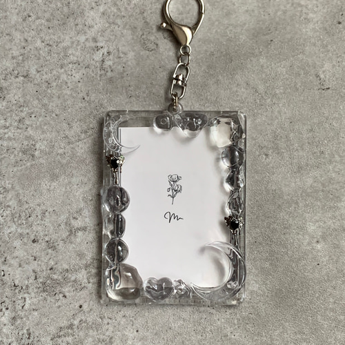 ハンドメイド　キーホルダー　トレカケース b95055ad-9c41-4897-a319-