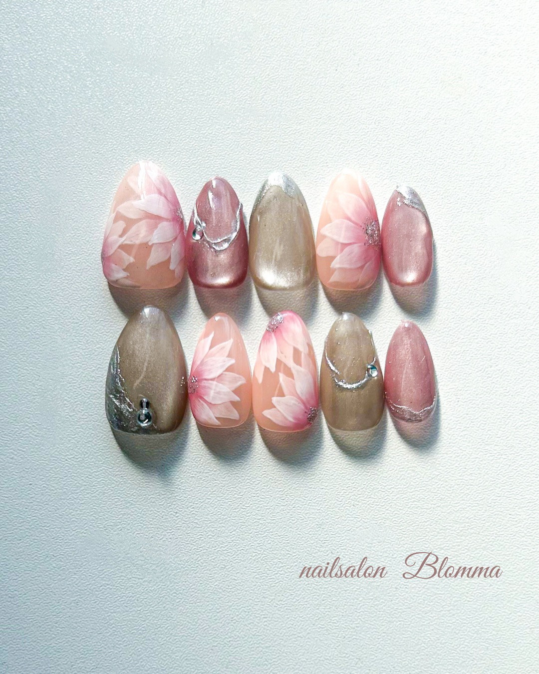 【スモーキーフラワー／smoky elegance】