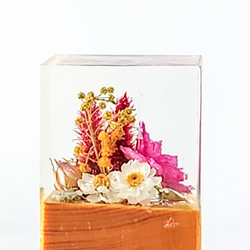 高級感ある木とレジンのバラフラワーオブジェ｜360度美しい手作りインテリアギフト 7枚目の画像