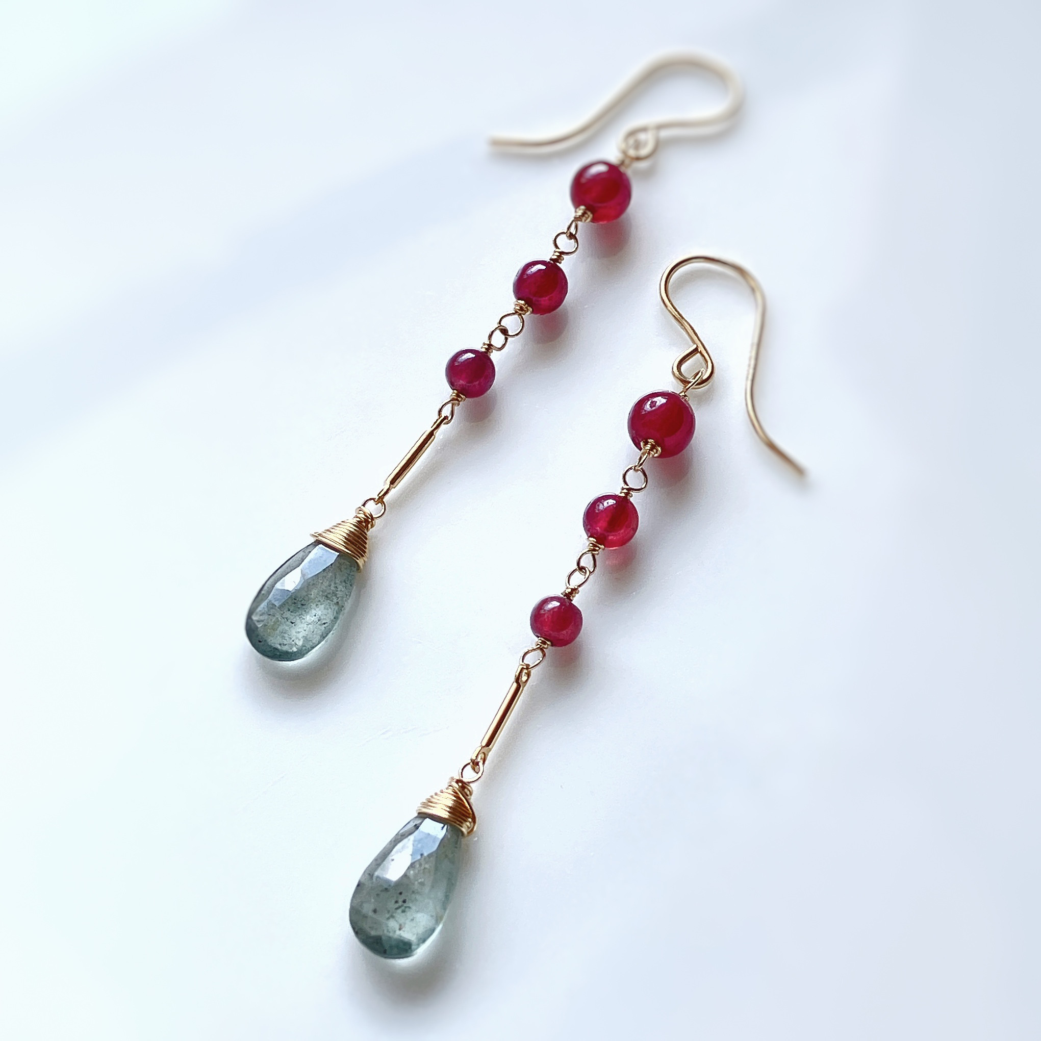 天然石＊モスアクアマリンとルビーのピアス/イヤリング　14kgf