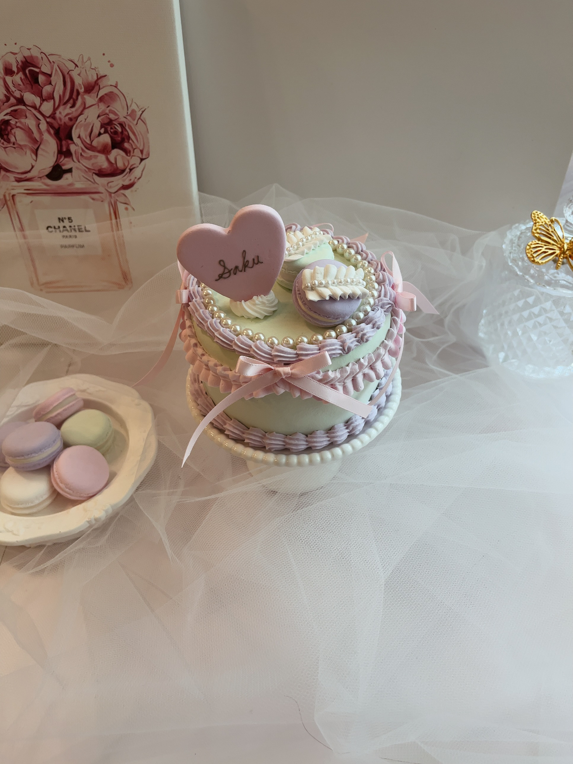 マカロンフリルケーキ