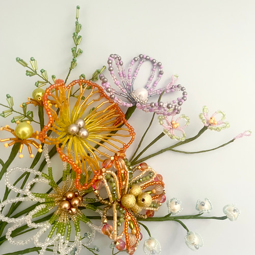 ビーズフラワー ブーケ（オレンジ／パープル／グリーン） アート