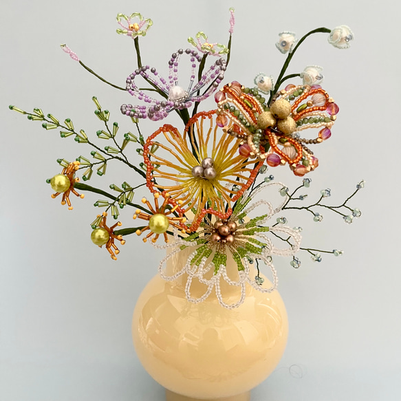 ビーズフラワー ブーケ（オレンジ／パープル／グリーン） アート