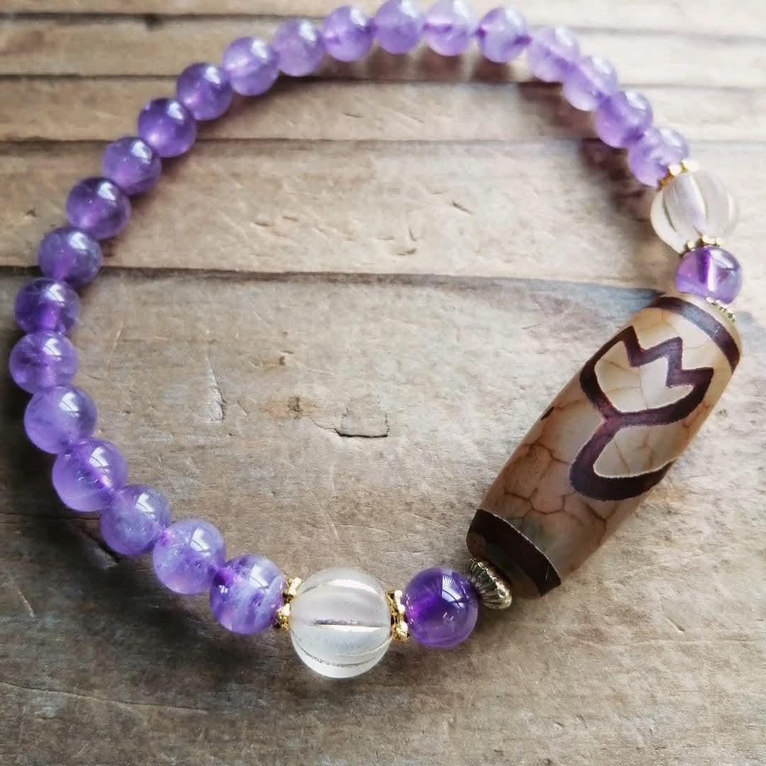 ◆蓮花天珠＆ラベンダーアメジストのブレスレット 9000円（送料無料） 7,110円