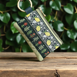 完成品 くらはしれい KurahashiRei L字ファスナーポーチ ＜夢に溺れる