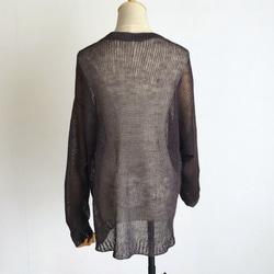 チャコールグレーのリネンシアーニット　麻100％　 5枚目の画像