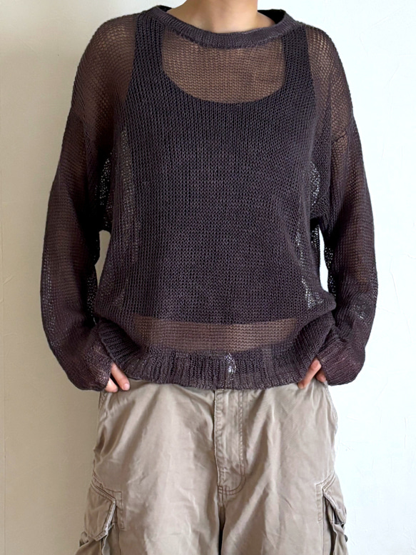 チャコールグレーのリネンシアーニット　麻100％　 2枚目の画像