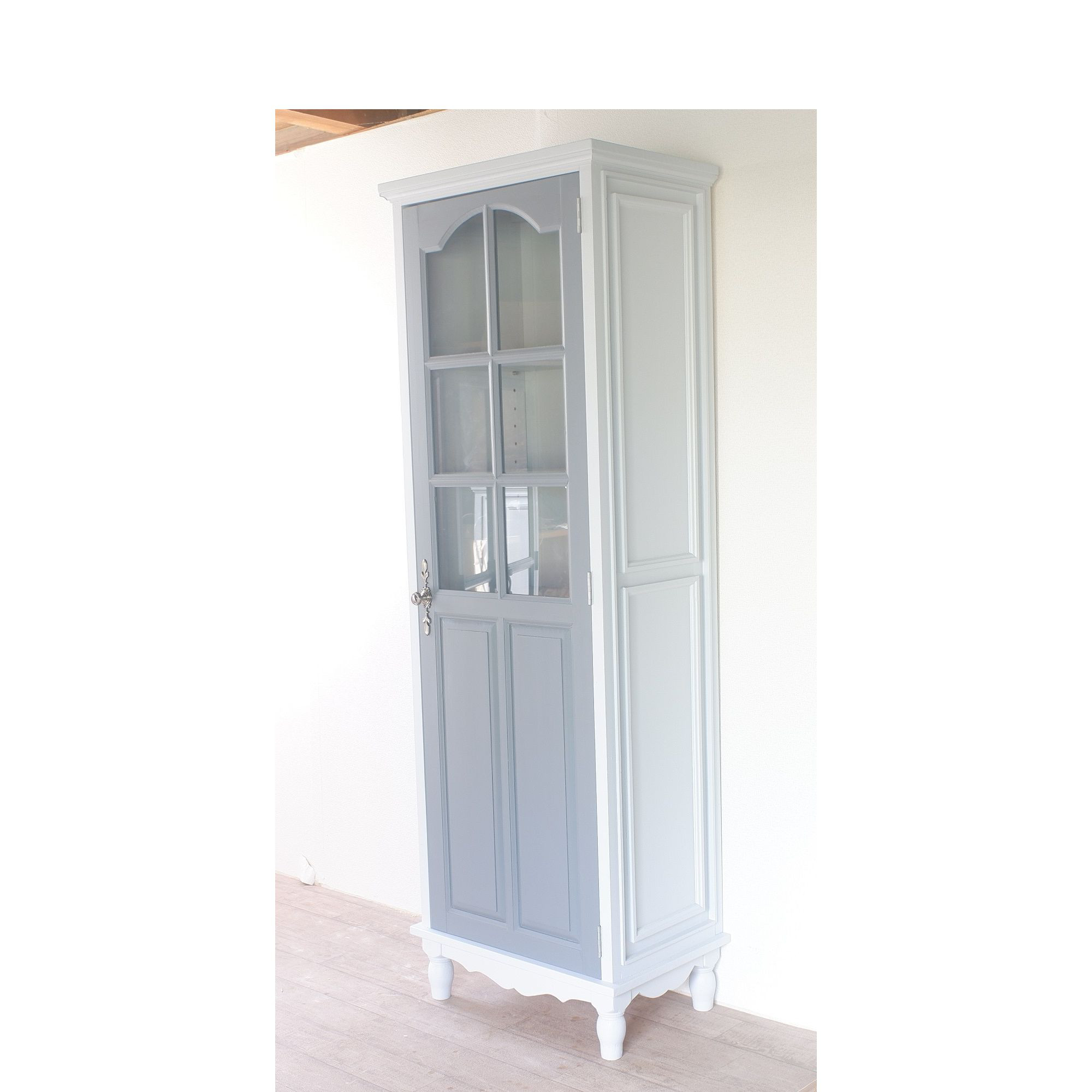 【１点在庫有】【新作】シングルドアキャビネット８　ろくろ脚タイプ　クラウディホワイト×グレイッシュブルー