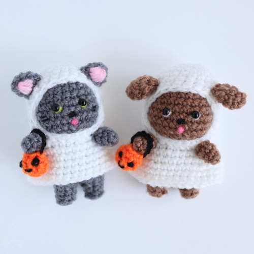 おばけハロウィンのネコちゃん チャーム あみぐるみ グレー猫