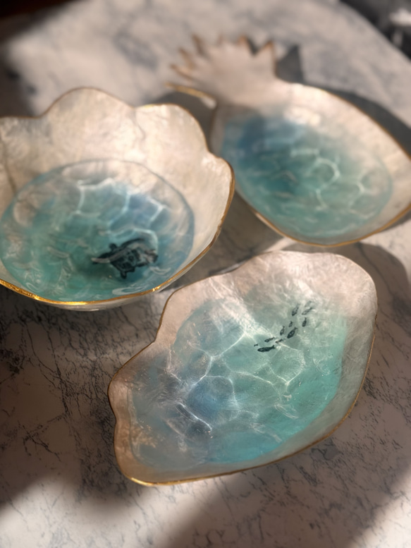 貝殻型　海のお皿　小魚タイプ　アクセサリートレー　 2枚目の画像