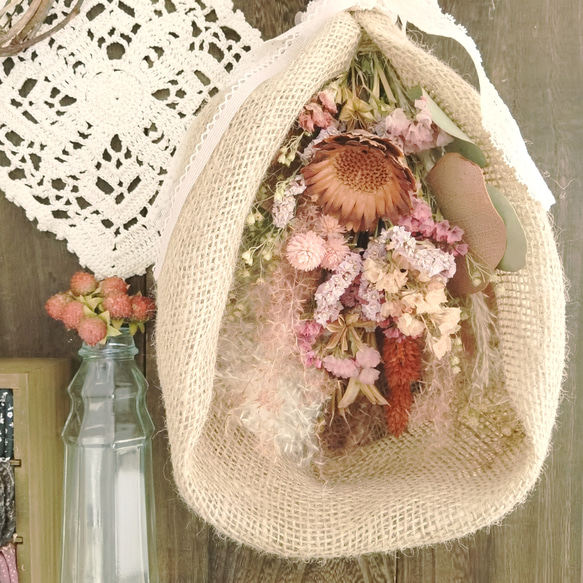 ススキを包んだ飛び散らないスワッグ　秋色ピンクベージュ 3枚目の画像