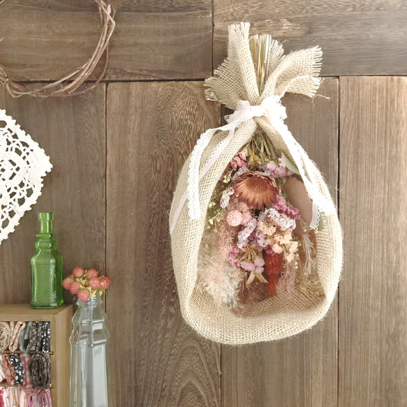 ススキを包んだ飛び散らないスワッグ　秋色ピンクベージュ 7枚目の画像